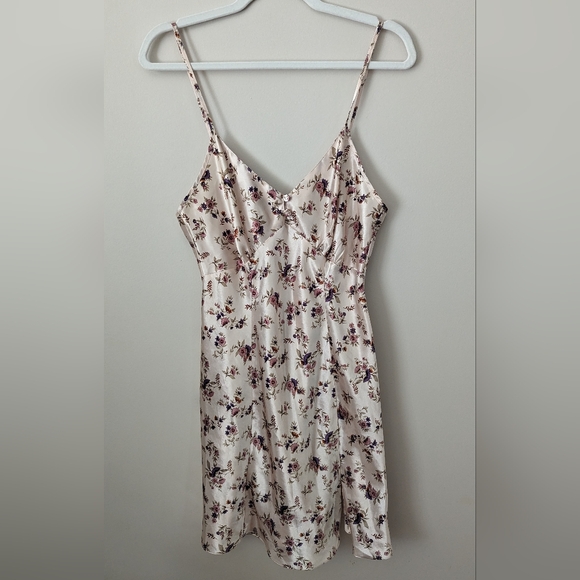 Vintage Dresses & Skirts - Vintage Floral Champagne Slip Mini Dress